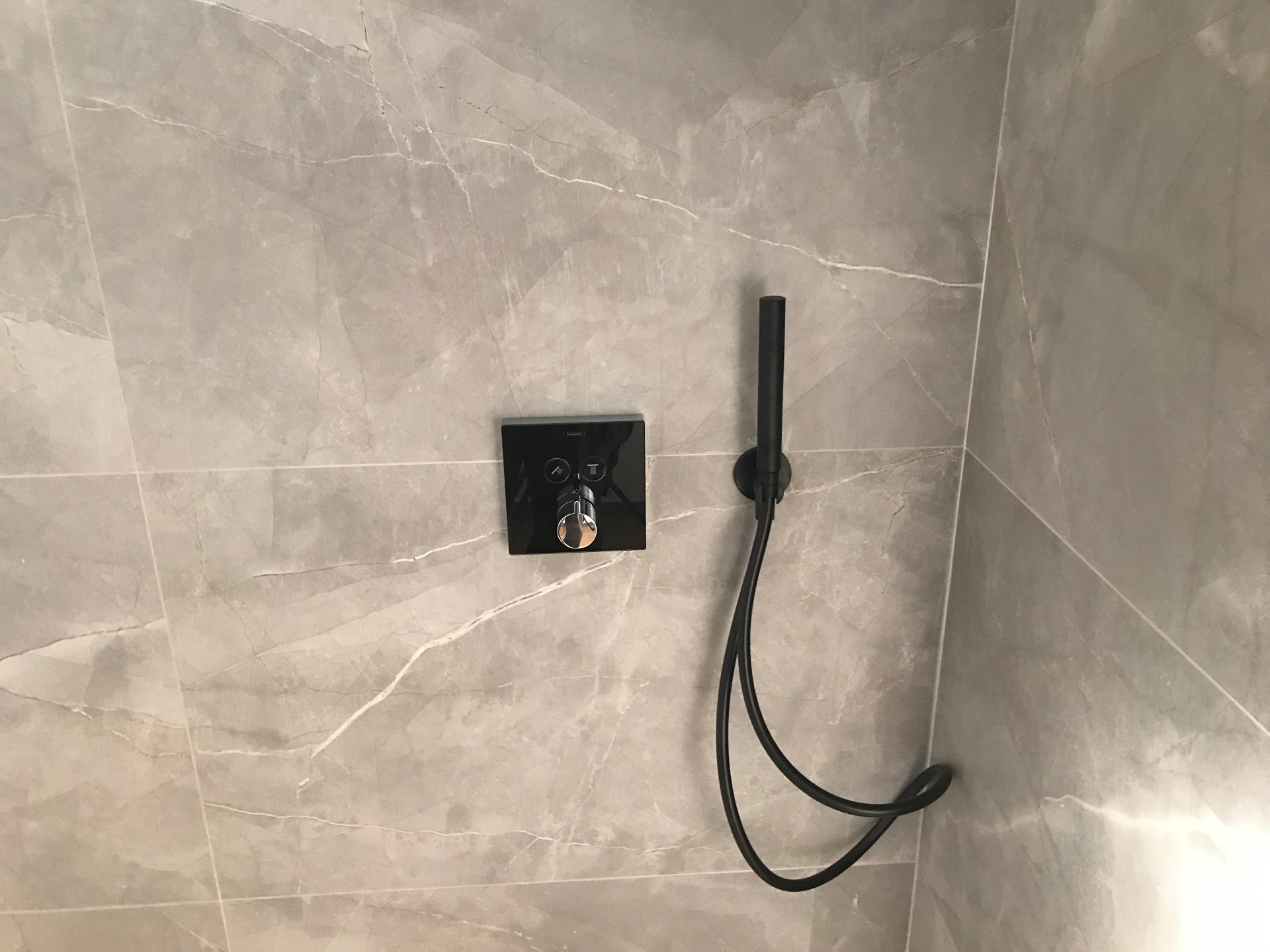 Hansgrohe inbouwset mat zwart — Antwerpen